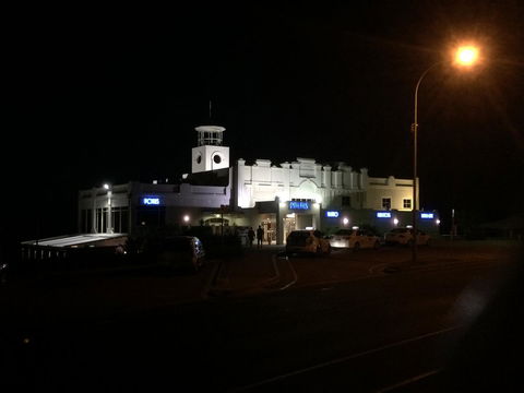 Adelaide - Semaphore Beach Front - Darwin Holiday 22