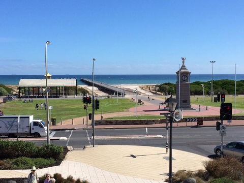 Adelaide - Semaphore Beach Front - Darwin Holiday 25
