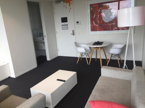 Tasha\'s Apartments On Warwick - Darwin Holiday 3