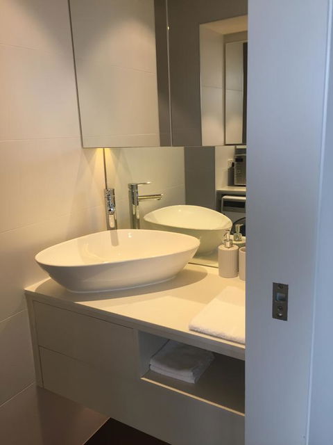Tasha\'s Apartments On Warwick - Darwin Holiday 21