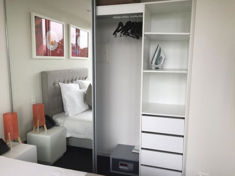 Tasha\'s Apartments On Warwick - Darwin Holiday 22