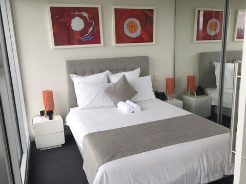 Tasha\'s Apartments On Warwick - Darwin Holiday 26