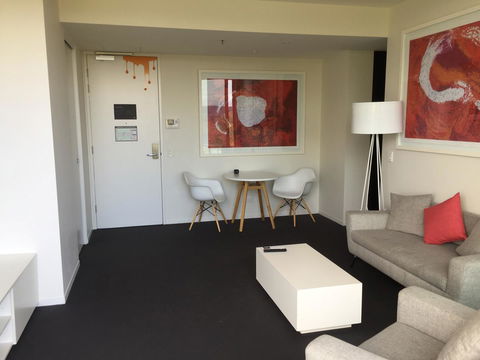 Tasha\'s Apartments On Warwick - Darwin Holiday 30