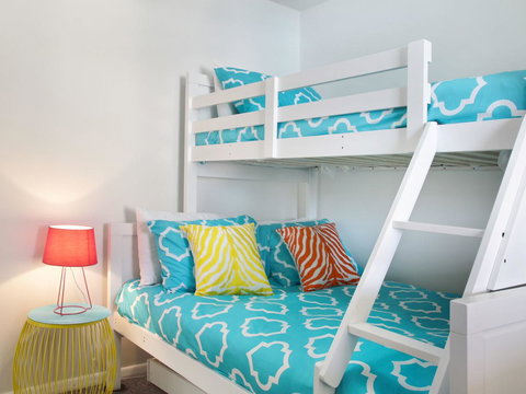 Seaview Sunset Holiday Apartments - Darwin Holiday 10