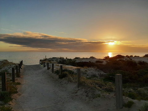 Seaview Sunset Holiday Apartments - Darwin Holiday 1
