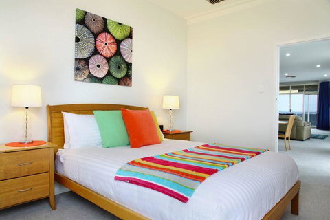 Seaview Sunset Holiday Apartments - Darwin Holiday 33