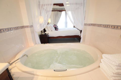 Wine And Roses Bed And Breakfast - Darwin Holiday 15