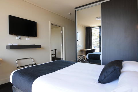 Mansfield Park Hotel - Darwin Holiday 1