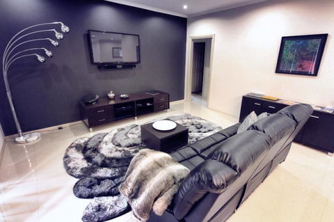 Casavino Luxury Villa - Darwin Holiday 0