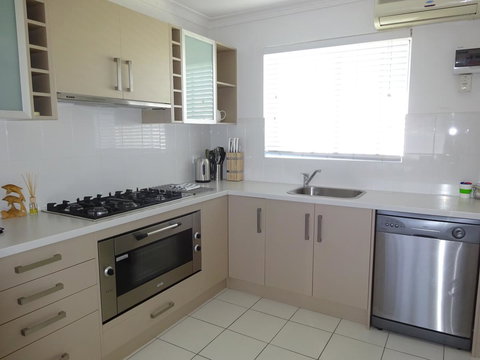 Selene Holiday Apartment @West Beach - Darwin Holiday 16