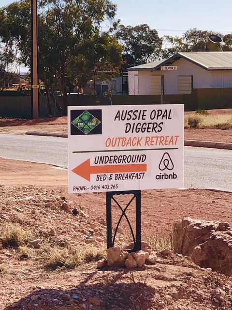Aussie Opal Diggers Outback Retreat-Undergound - Darwin Holiday 24