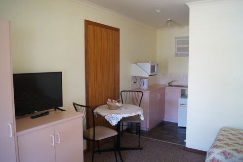 Milang Lakes Motel - Darwin Holiday 11