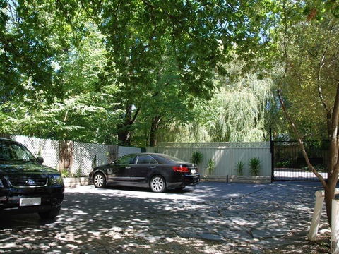 Hahndorf House B&B - Darwin Holiday 40