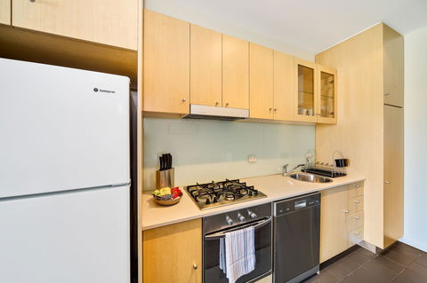 York Apartments - Darwin Holiday 11