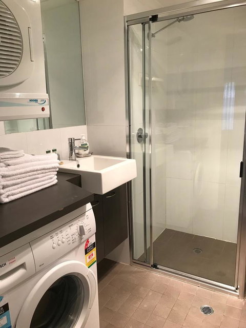 Adelaide DressCircle Apartments - Archer Street - Darwin Holiday 3