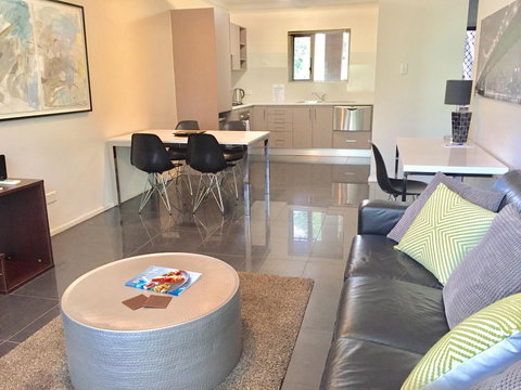 Adelaide DressCircle Apartments - Archer Street - Darwin Holiday 13