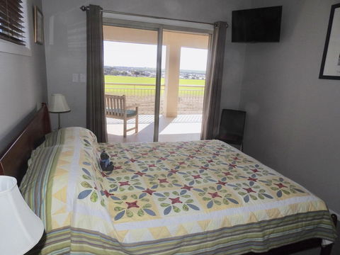 Rezare House Bed & Breakfast - Darwin Holiday 13