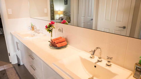 Rezare House Bed & Breakfast - Darwin Holiday 21
