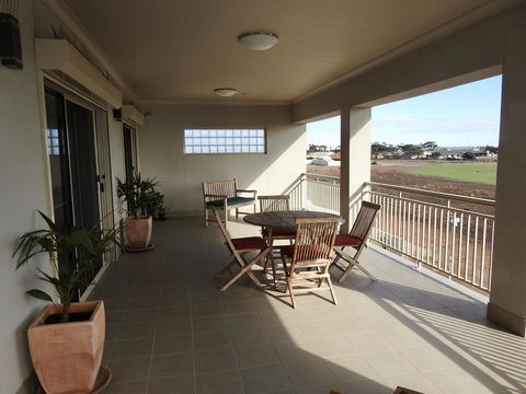 Rezare House Bed & Breakfast - Darwin Holiday 18