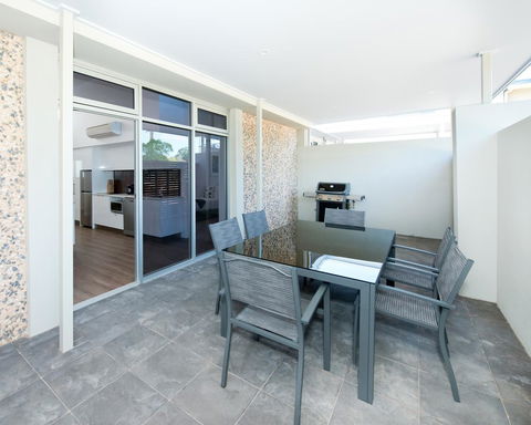 Loxton Courthouse Apartments - Darwin Holiday 11