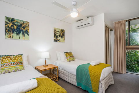 Bayview Beachfront Apartments, In Town Right On The Beach - Darwin Holiday 34