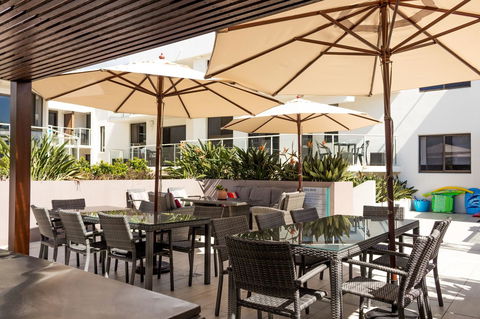 Bayview Beachfront Apartments, In Town Right On The Beach - Darwin Holiday 25