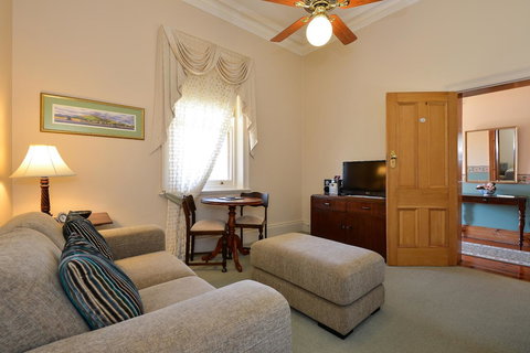Trafalgar Premium Vintage Suites - Darwin Holiday 8