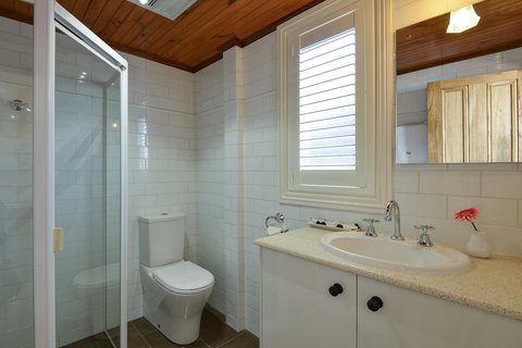 Trafalgar Premium Vintage Suites - Darwin Holiday 16