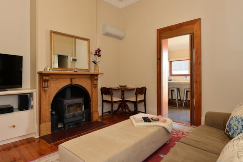 Trafalgar Premium Vintage Suites - Darwin Holiday 18