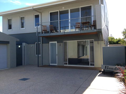 Elandra Holiday Home - Darwin Holiday 1