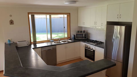 Aldinga Beach Overnighter Or Getaway Home - Darwin Holiday 31