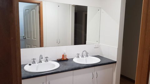 Aldinga Beach Overnighter Or Getaway Home - Darwin Holiday 20
