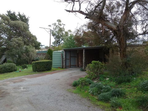 The Pig And Whistle - Darwin Holiday 38