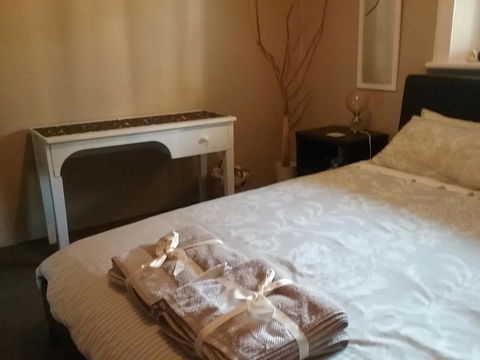 The Pig And Whistle - Darwin Holiday 30