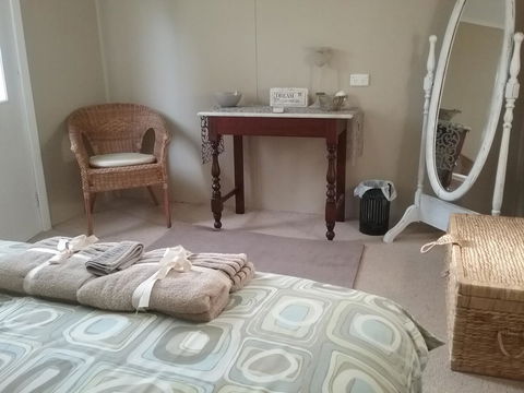 The Pig And Whistle - Darwin Holiday 26