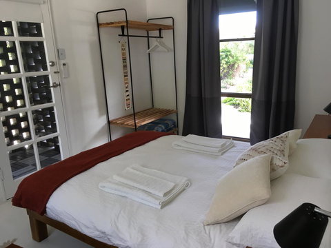 Hilltop Too - Darwin Holiday 20