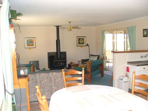 Taralee Orchards - Darwin Holiday 10