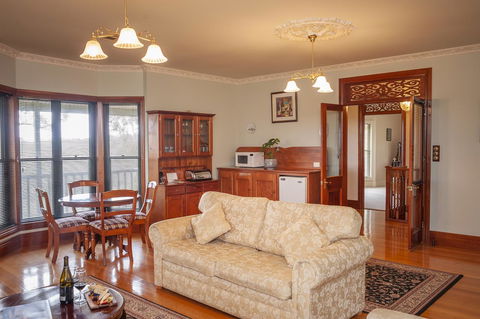 Angaston Saleyards Luxury Accommodation - Darwin Holiday 26