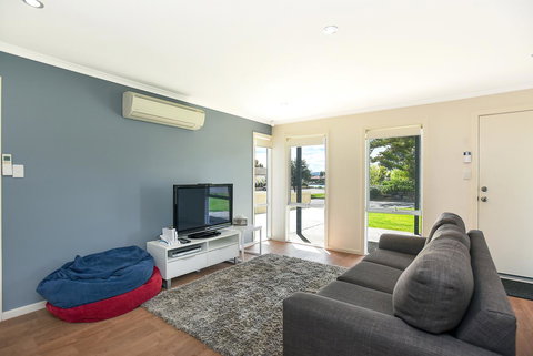 'Hope House' - Encounter Bay - Darwin Holiday 9