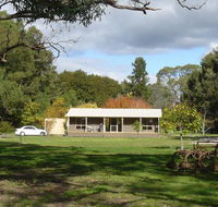 Camawald Coonawarra Cottage BB - Darwin Holiday