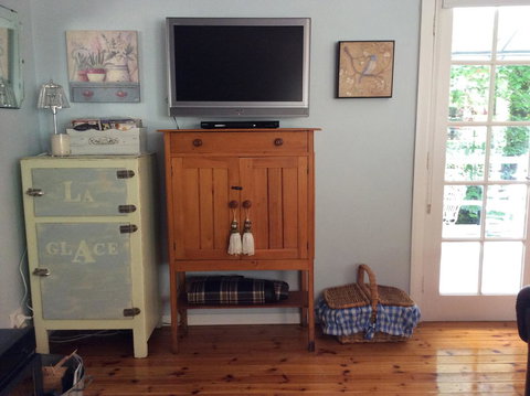 Aldgate Valley Bed And Breakfast - Darwin Holiday 12