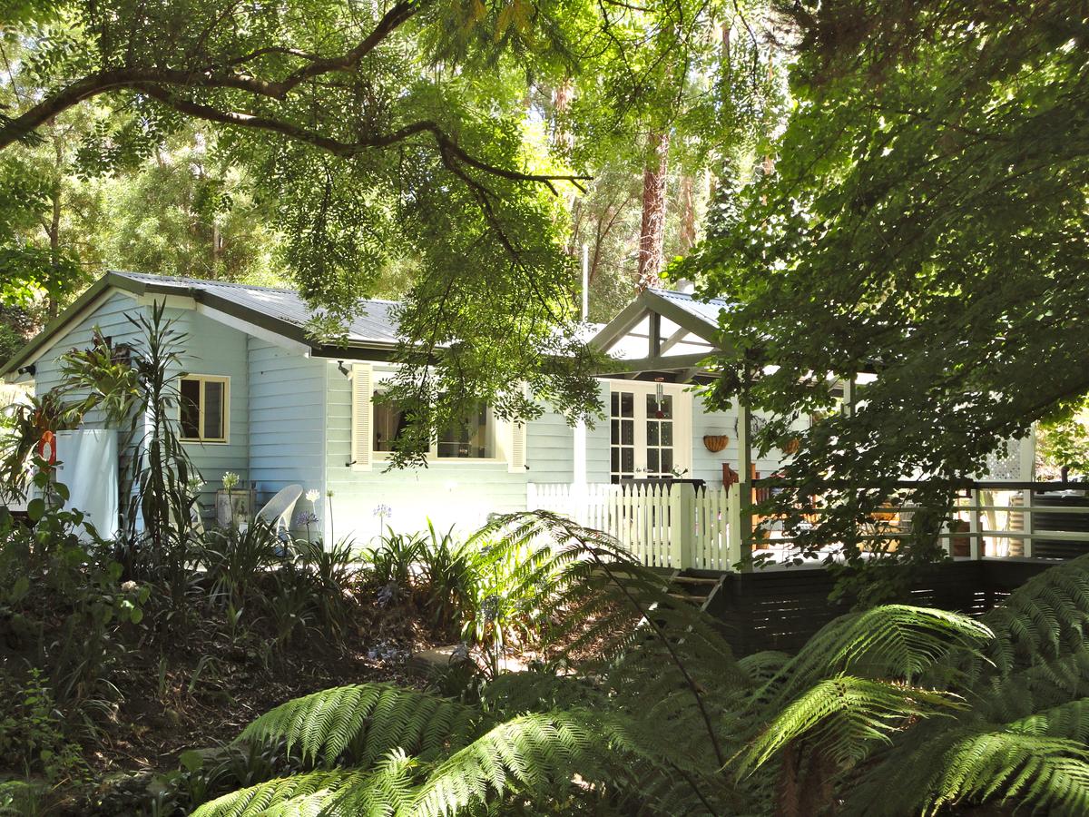 Mylor SA Darwin Holiday