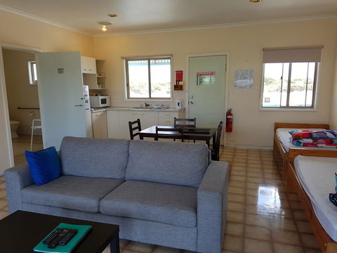 Marion Bay Holiday Villas - Darwin Holiday 12
