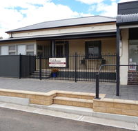 Country Bakehouse Accommodation - Darwin Holiday