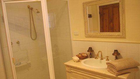 Gainsborough Cottage - Darwin Holiday 8