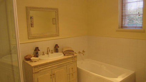 Gainsborough Cottage - Darwin Holiday 6