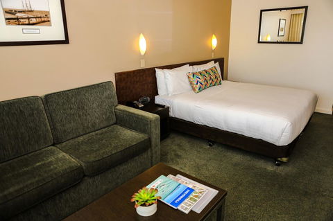 Port Lincoln Hotel - Darwin Holiday 6