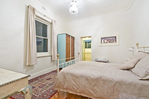 Vineyard Cottage BnB - Darwin Holiday 6