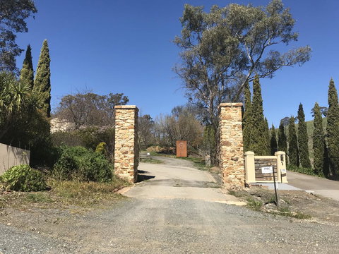 Vineyard Cottage BnB - Darwin Holiday 10
