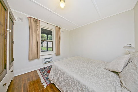 Vineyard Cottage BnB - Darwin Holiday 18